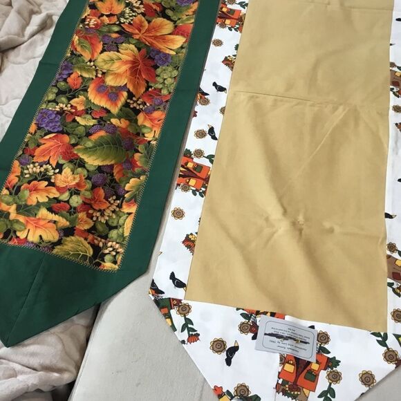 NWT Hand Crafted Set of 2 Fall Runners - Picture 2 of 9